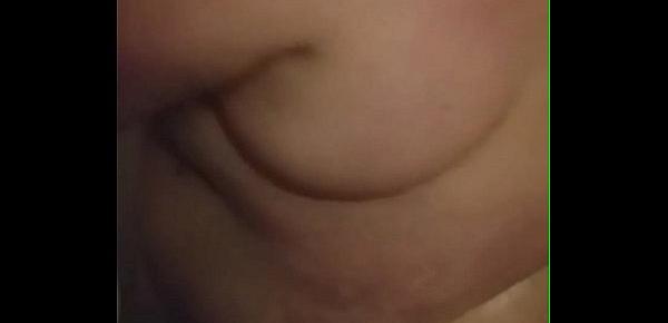 hab versucht meine frau ´´heimlich ´´ beim duschen zu filmen